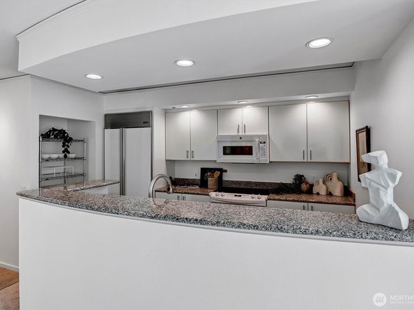 2000 1st Avenue 703, Seattle WA 98121