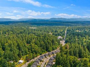 15249 NE Woodland Place, Woodinville WA 98072