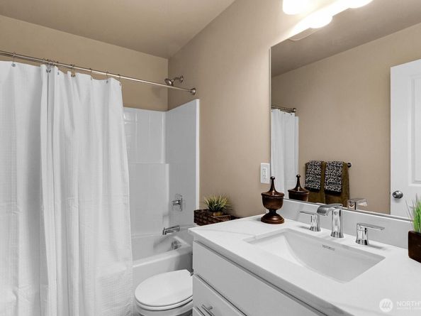 3703 24th Street C, Everett WA 98201