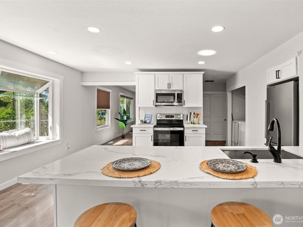1737 NW Chena Road, Bremerton WA 98311