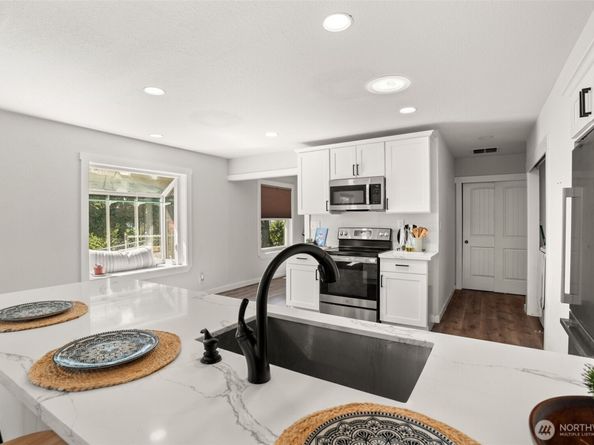 1737 NW Chena Road, Bremerton WA 98311