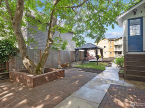3443 21st Avenue W, Seattle WA 98199
