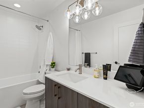 1734 NW 62nd Street A, Seattle WA 98107
