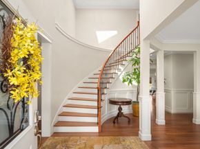 201 240th Street SW, Bothell WA 98021