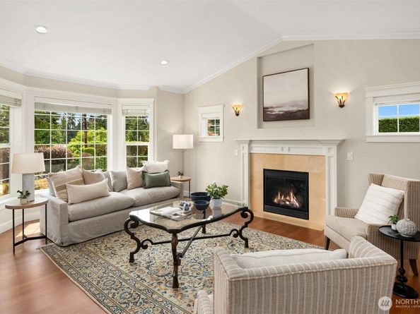 201 240th Street SW, Bothell WA 98021