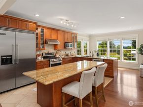 201 240th Street SW, Bothell WA 98021