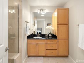 201 240th Street SW, Bothell WA 98021