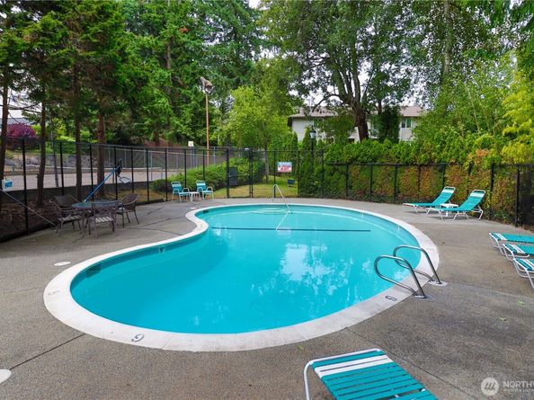 17431 Ambaum Boulevard S C43, Seattle WA 98148