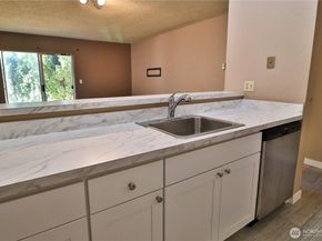 17431 Ambaum Boulevard S C43, Seattle WA 98148