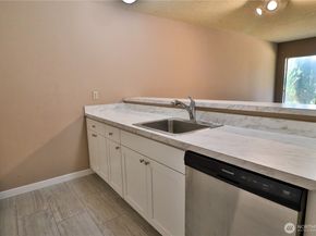 17431 Ambaum Boulevard S C43, Seattle WA 98148