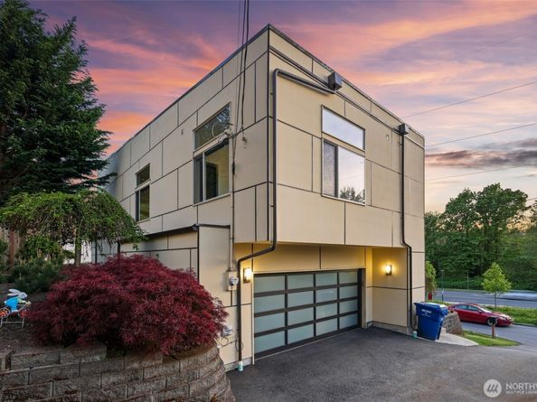 7528 21st Avenue SW, Seattle WA 98106
