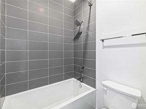 7528 21st Avenue SW, Seattle WA 98106