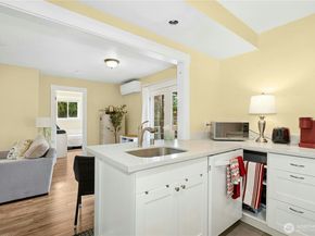 9359 31st Place SW, Seattle WA 98126