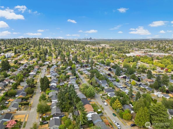 9359 31st Place SW, Seattle WA 98126
