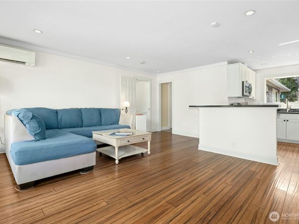 9359 31st Place SW, Seattle WA 98126