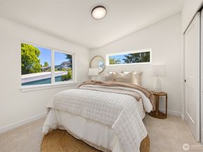 8526 Latona Avenue NE, Seattle WA 98115