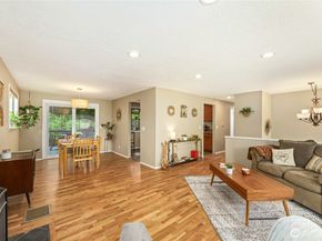 1622 196th Place SW, Lynnwood WA 98036