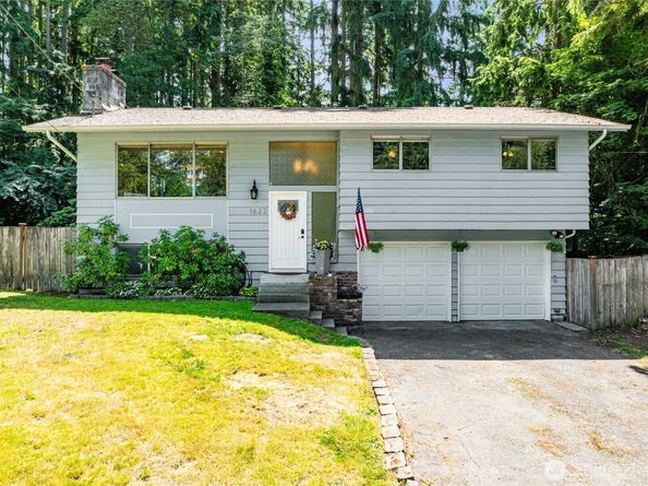 1622 196th Place SW, Lynnwood WA 98036