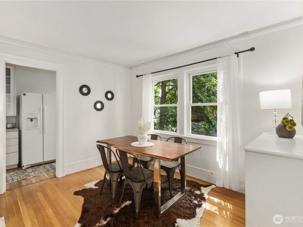 4725 15th Avenue NE 22, Seattle WA 98105