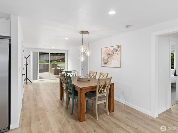 14327 Fremont Avenue N, Seattle WA 98133
