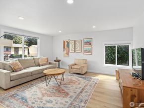14327 Fremont Avenue N, Seattle WA 98133