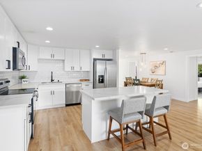 14327 Fremont Avenue N, Seattle WA 98133