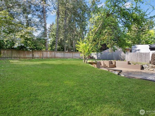 14327 Fremont Avenue N, Seattle WA 98133