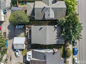 5016 7th Ave Ne, Seattle WA 98105