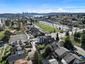 5016 7th Ave Ne, Seattle WA 98105