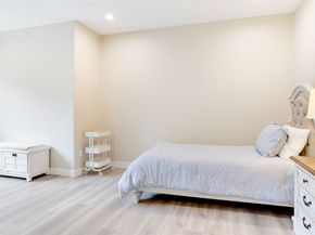 Undisclosed Address #2352628, Bellevue WA 98005