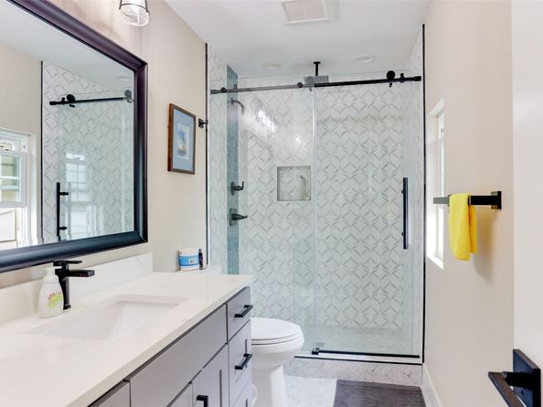 Undisclosed Address #2352628, Bellevue WA 98005