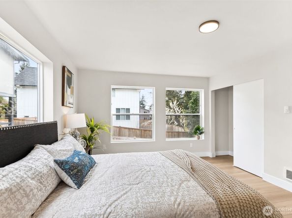 11639 Beacon Avenue S 2, Seattle WA 98178