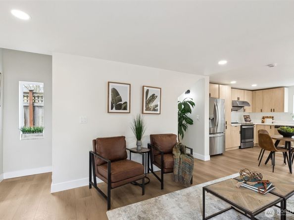 11639 Beacon Avenue S 2, Seattle WA 98178