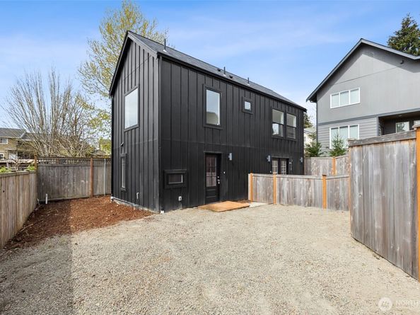 11639 Beacon Avenue S 2, Seattle WA 98178