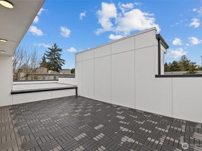 11236 Corliss Avenue N, Seattle WA 98133