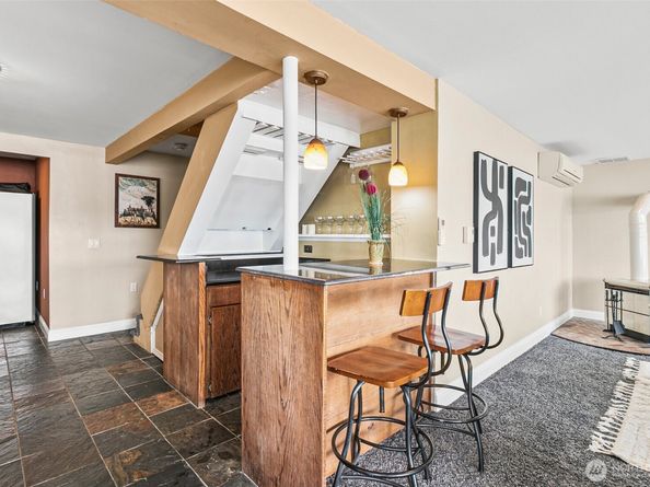 9750 Rainier Avenue S, Seattle WA 98118