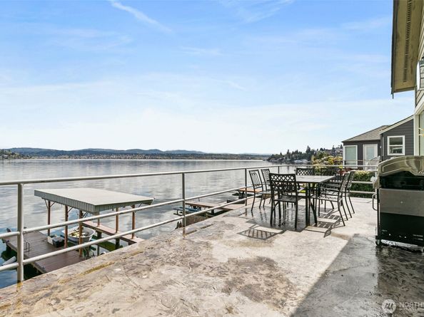 9750 Rainier Avenue S, Seattle WA 98118