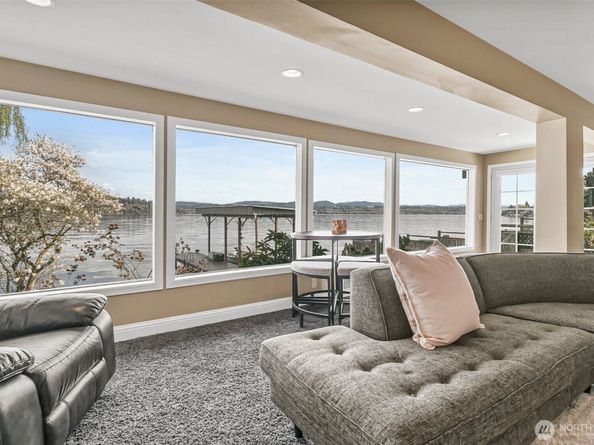 9750 Rainier Avenue S, Seattle WA 98118