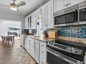 9750 Rainier Avenue S, Seattle WA 98118