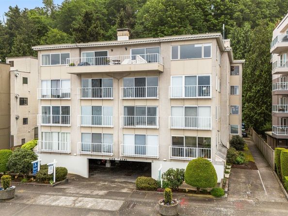 1156 Alki Avenue SW 401, Seattle WA 98116