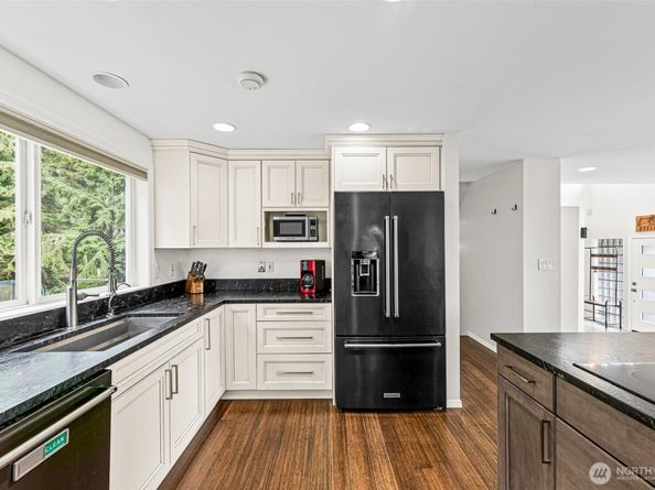 7847 SE Monte Bella Place, Port Orchard WA 98366