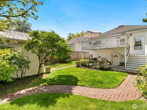 514 30th Avenue E, Seattle WA 98112