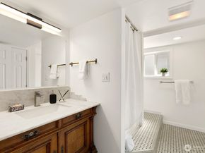 514 30th Avenue E, Seattle WA 98112