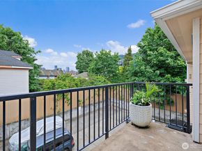 107 20th Avenue 306, Seattle WA 98122