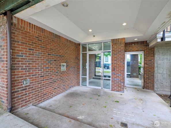 107 20th Avenue 306, Seattle WA 98122