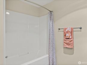 107 20th Avenue 306, Seattle WA 98122
