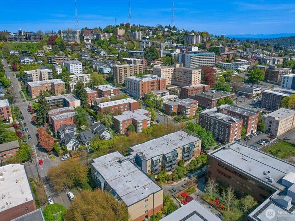 275 W Roy Street 216, Seattle WA 98119