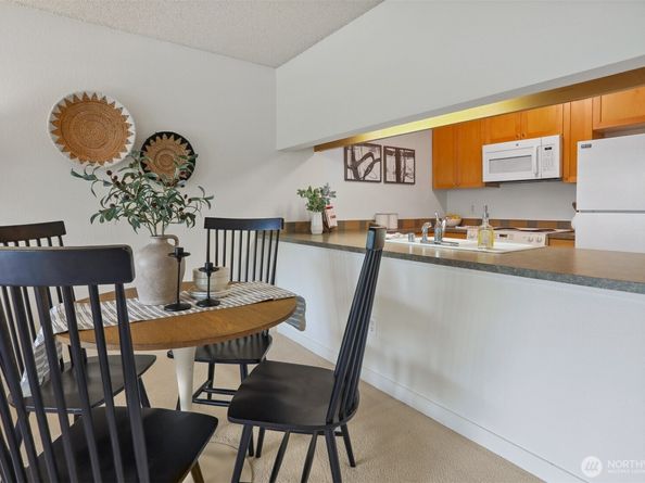 275 W Roy Street 216, Seattle WA 98119