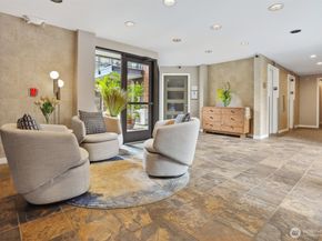 275 W Roy Street 216, Seattle WA 98119