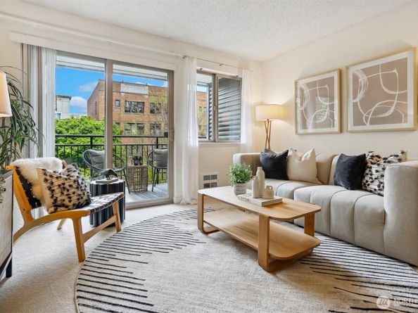 275 W Roy Street 216, Seattle WA 98119